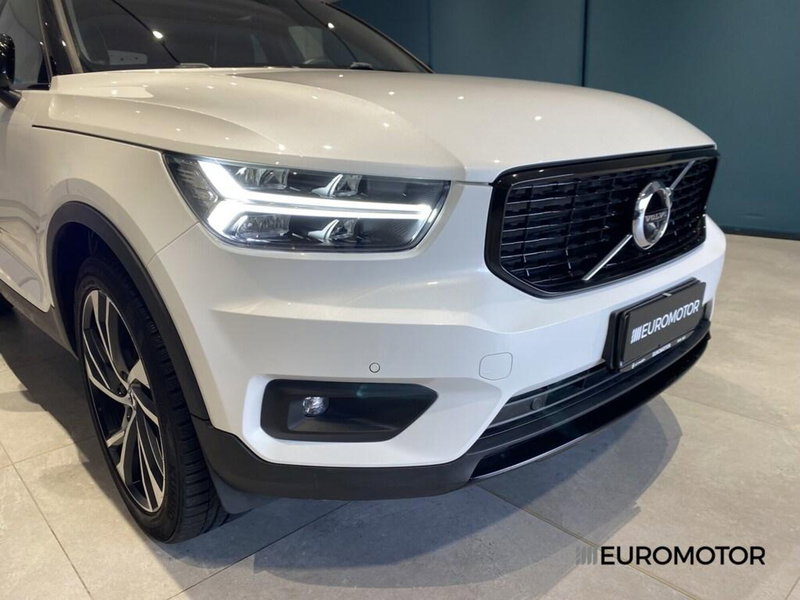 Volvo XC40 usata a Bari (4)
