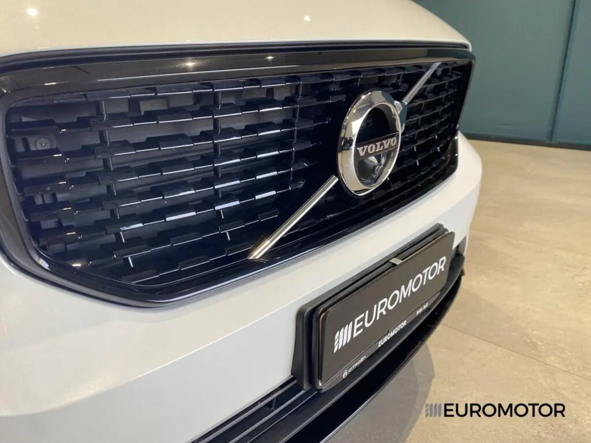 Volvo XC40 usata a Bari (5)