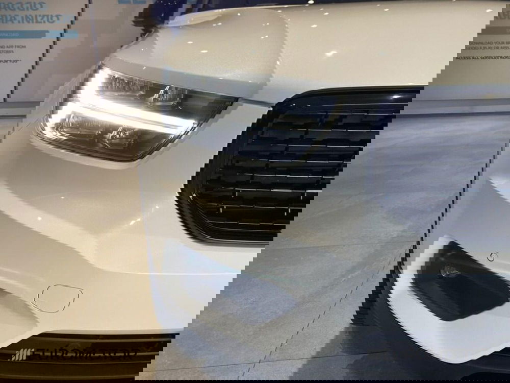 Volvo XC40 usata a Bari (6)