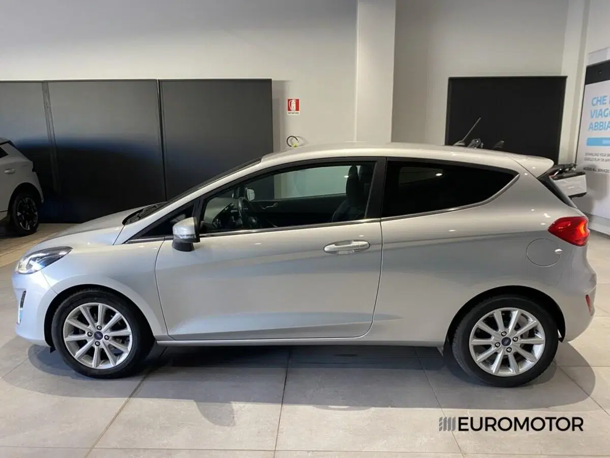 Ford Fiesta usata a Bari (10)