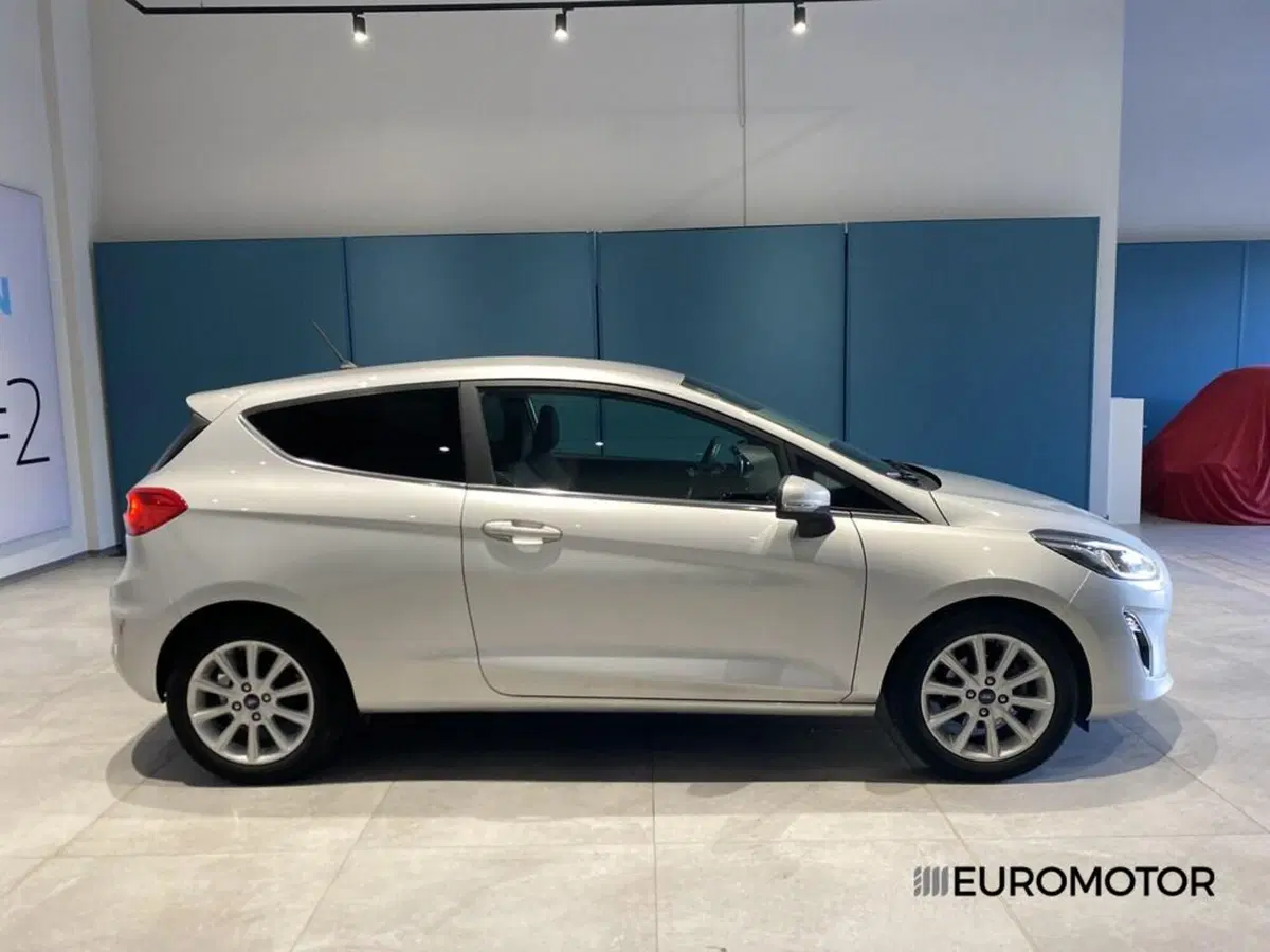 Ford Fiesta usata a Bari (6)