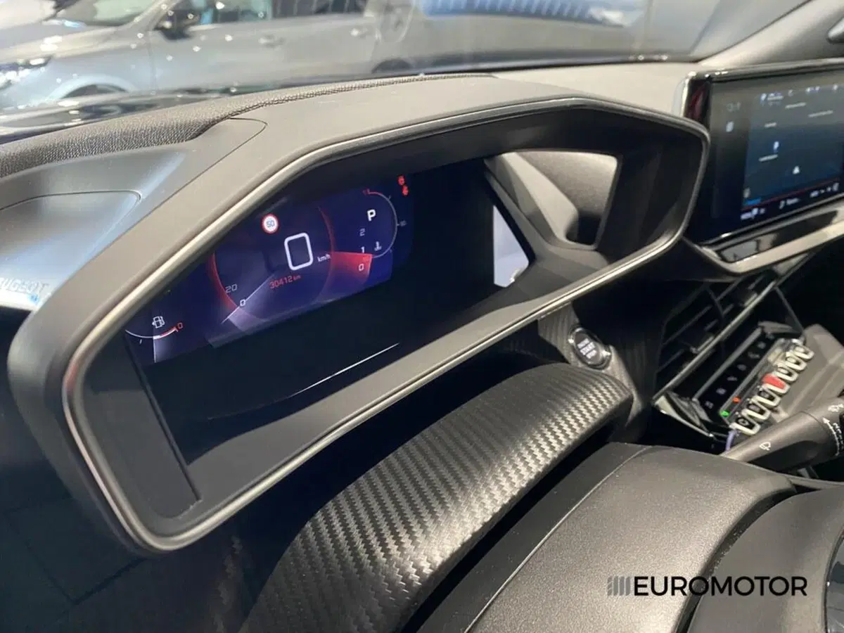 Peugeot 2008 usata a Bari (15)