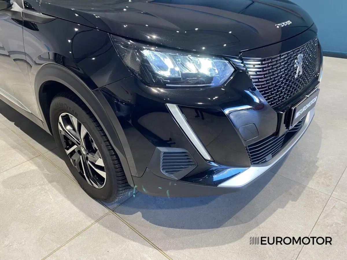 Peugeot 2008 usata a Bari (4)