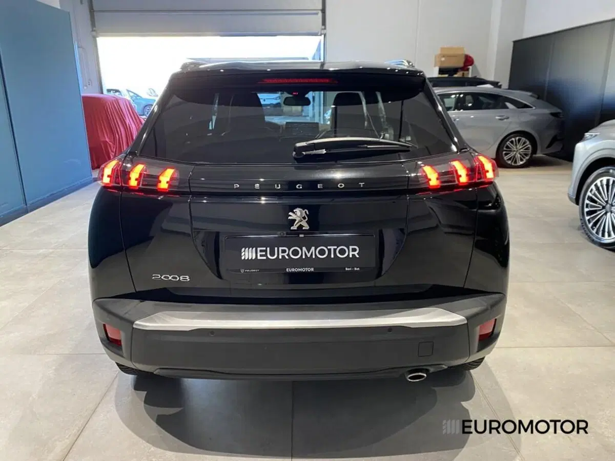 Peugeot 2008 usata a Bari (8)