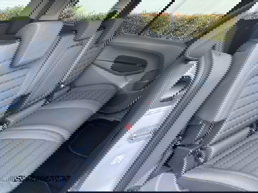 Ford Tourneo Connect usata a Bari (12)