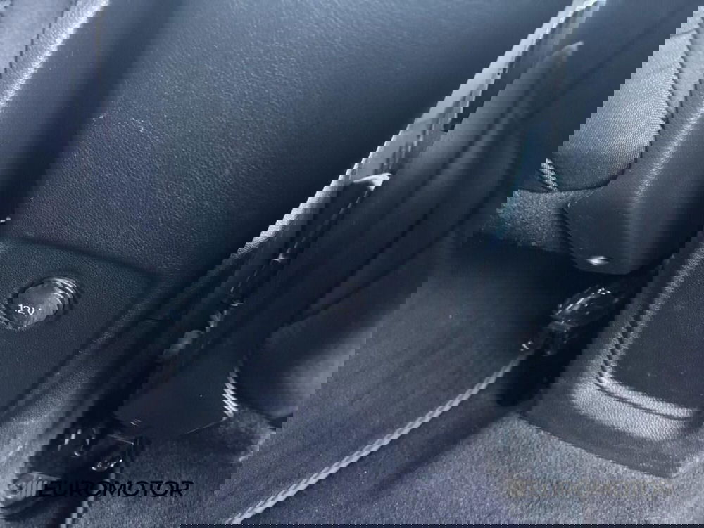 Ford Tourneo Connect usata a Bari (13)