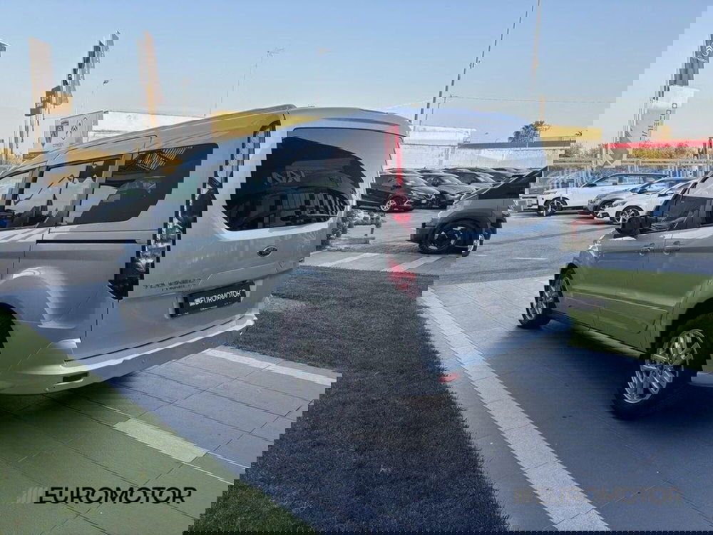 Ford Tourneo Connect usata a Bari (7)