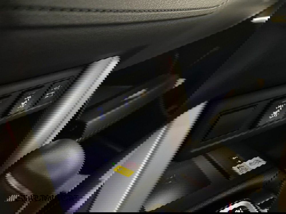 Toyota Corolla Cross Hybrid usata a Bari (15)