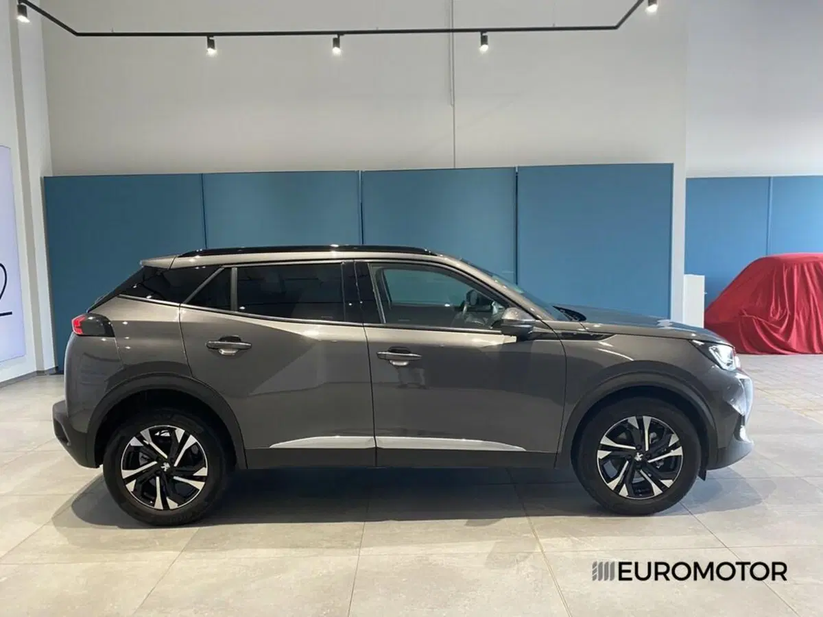 Peugeot 2008 usata a Bari (6)