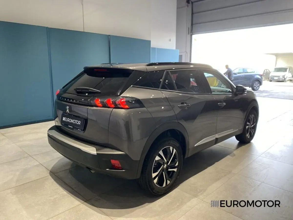 Peugeot 2008 usata a Bari (7)