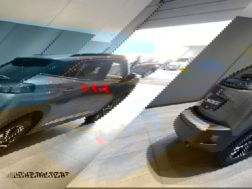 Peugeot 2008 usata a Bari (6)