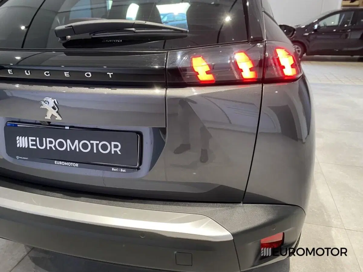 Peugeot 2008 usata a Bari (8)