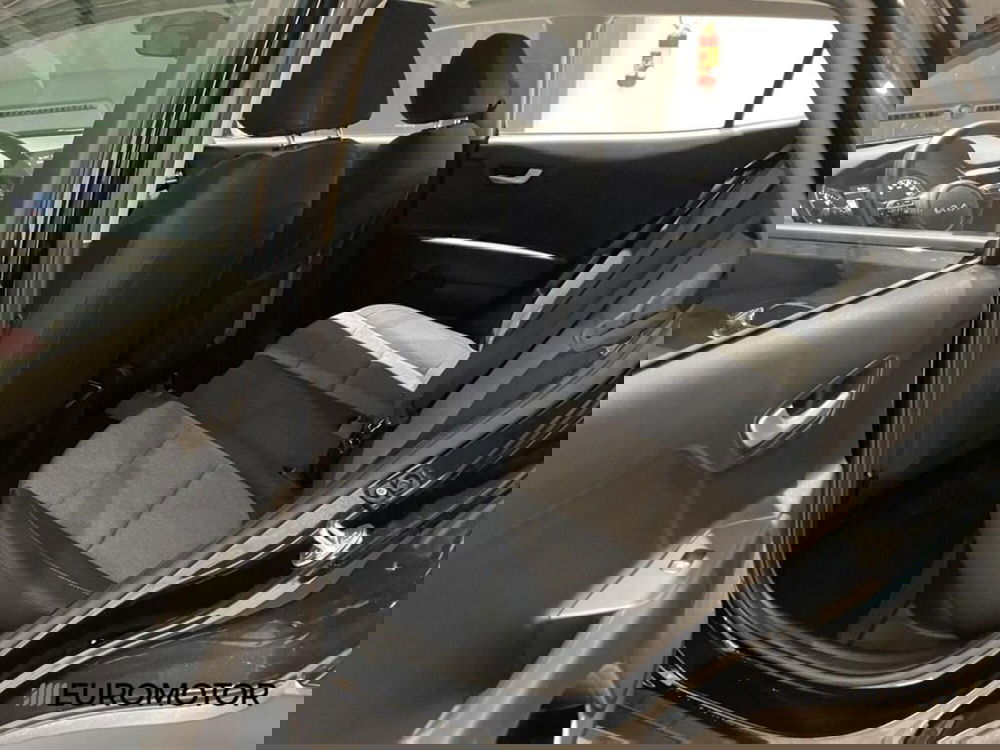 Kia Stonic usata a Bari (15)