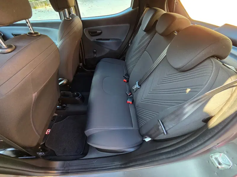 Lancia Ypsilon usata a Torino (12)