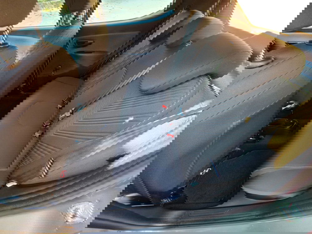 Lancia Ypsilon usata a Torino (12)