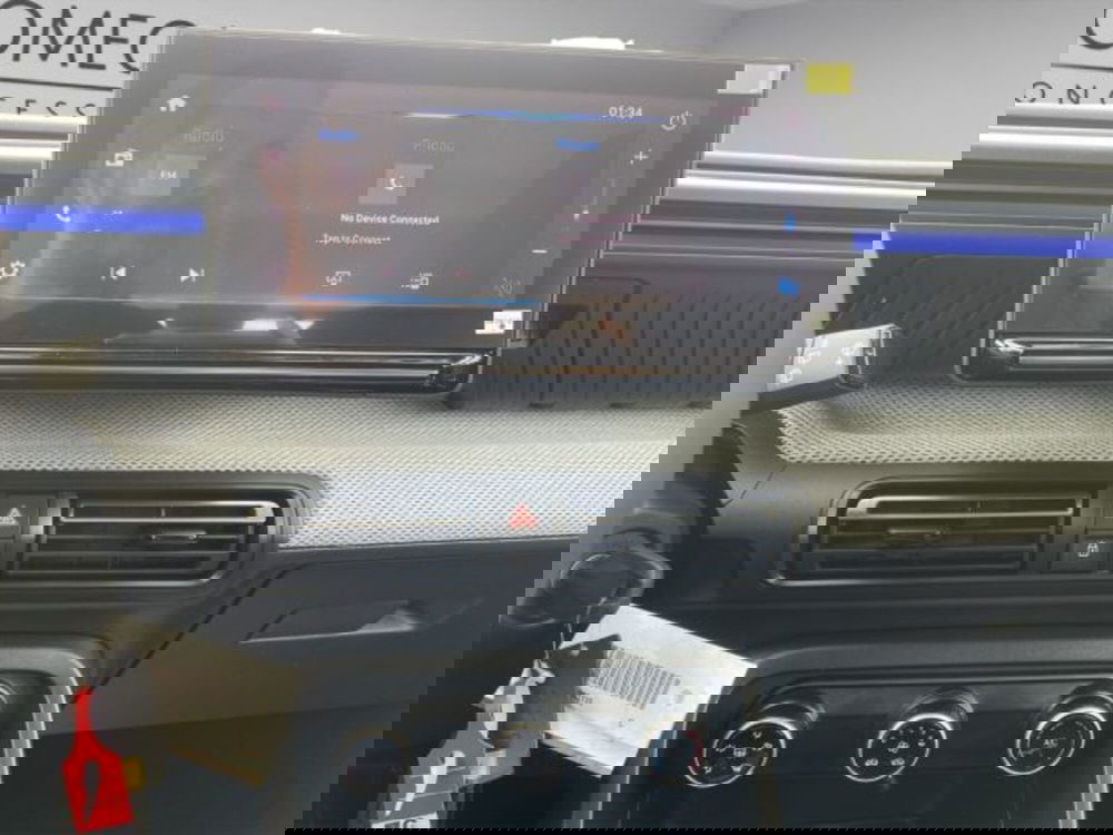 Citroen C3 Aircross nuova a Perugia (14)