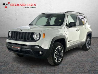 Jeep Renegade 2.0 Mjt 170CV 4WD Active Drive Low Trailhawk del 2015 usata a Castenaso
