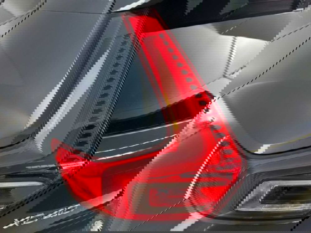 Volvo XC40 usata a Bologna (11)