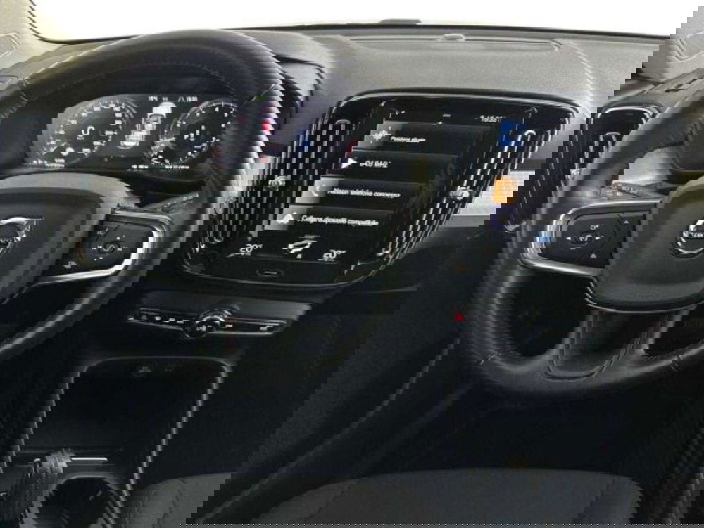 Volvo XC40 usata a Bologna (13)