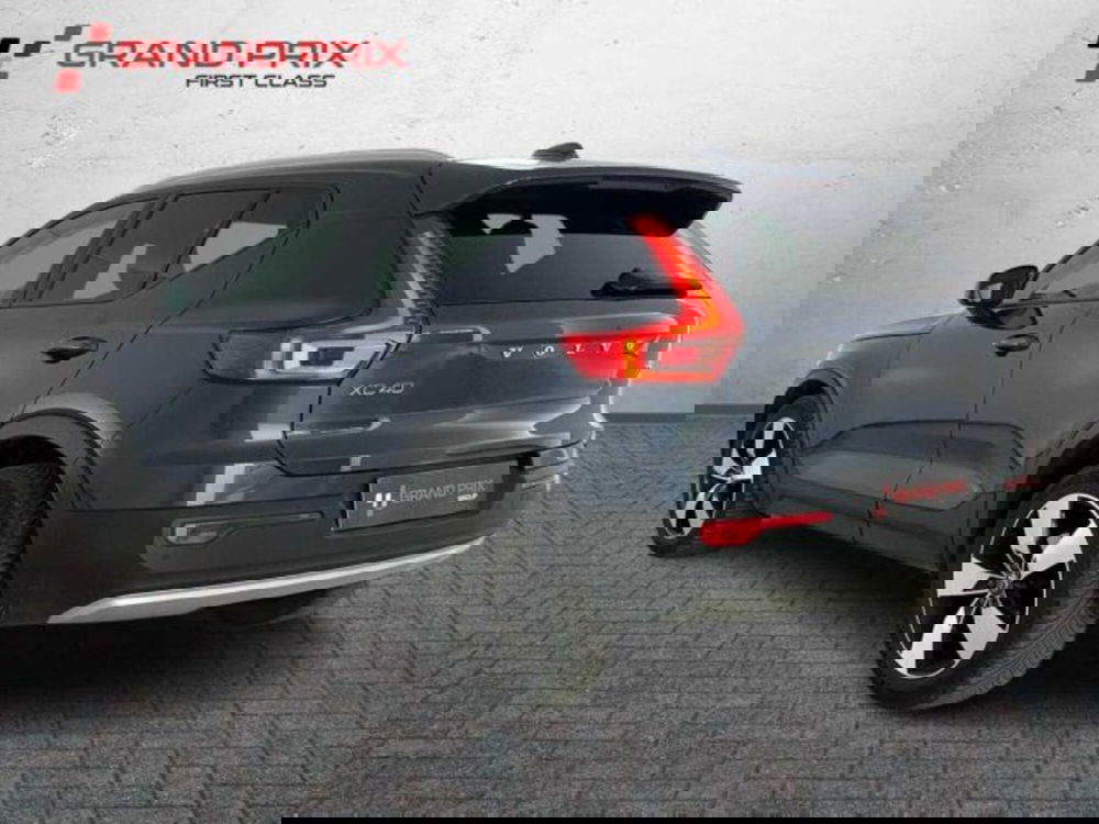 Volvo XC40 usata a Bologna (4)