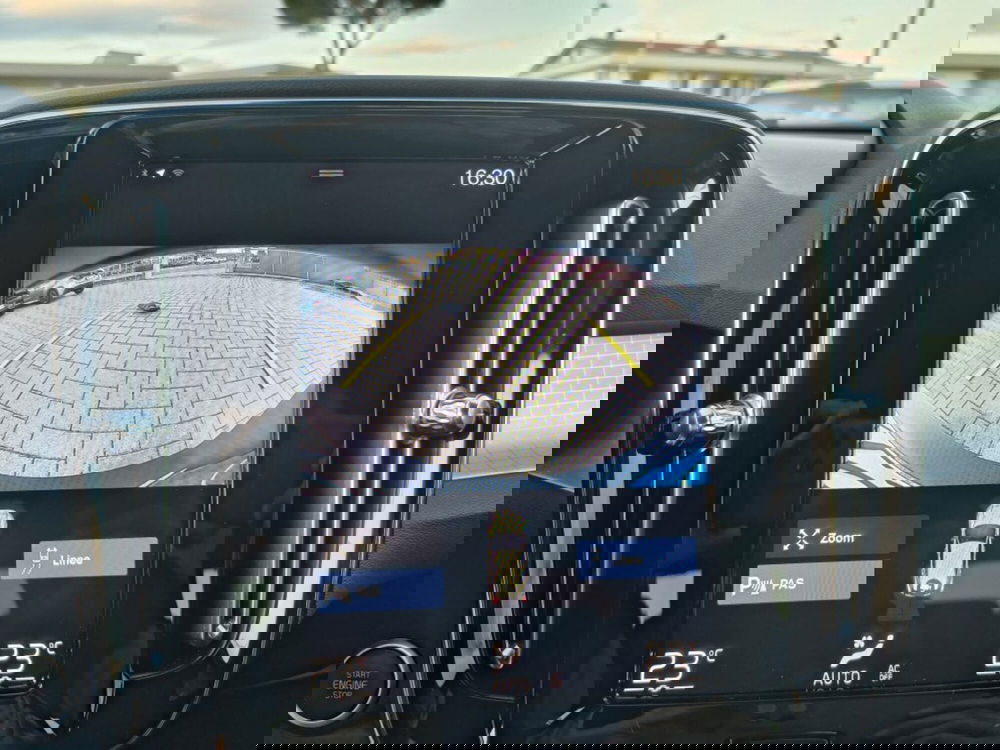 Volvo XC40 usata a Firenze (13)