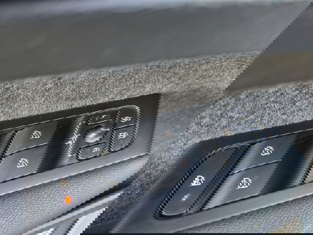 Volvo XC40 usata a Firenze (18)