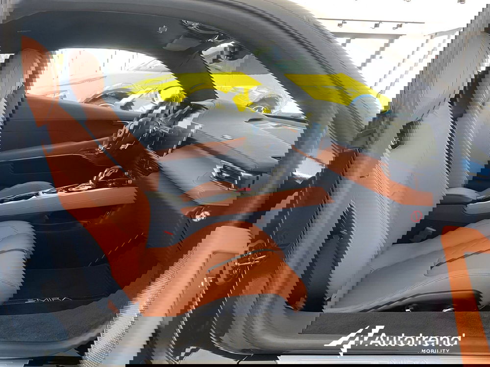 Lotus Emira usata a Bari (10)