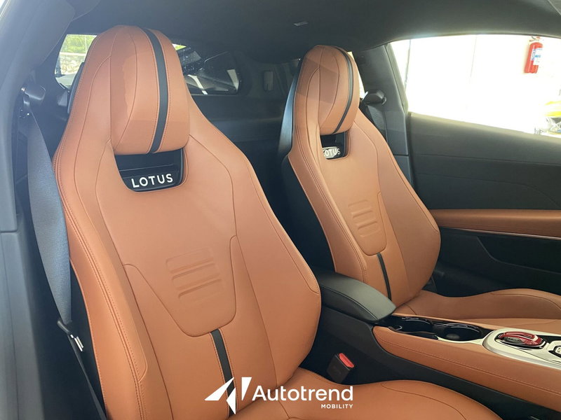 Lotus Emira usata a Bari (11)