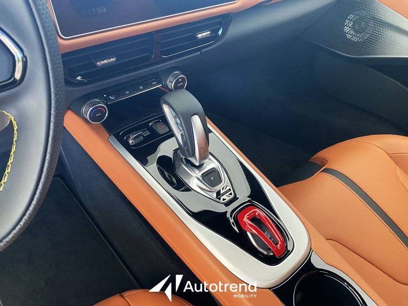 Lotus Emira usata a Bari (14)