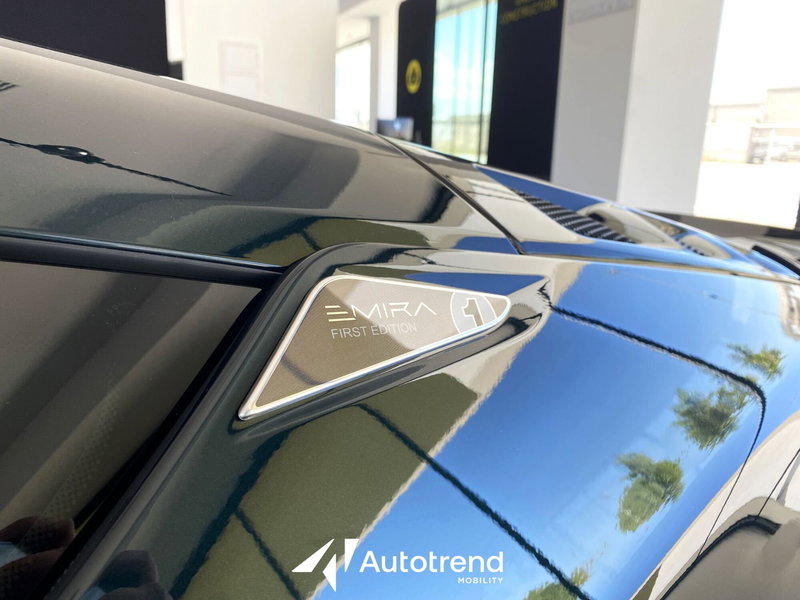 Lotus Emira usata a Bari (16)