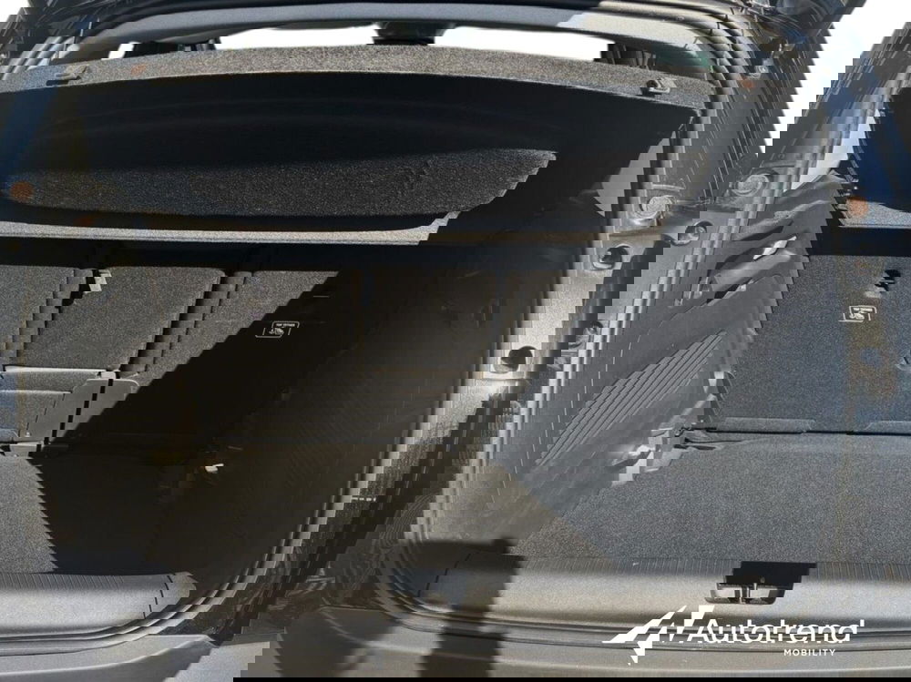 Opel Crossland usata a Bari (16)