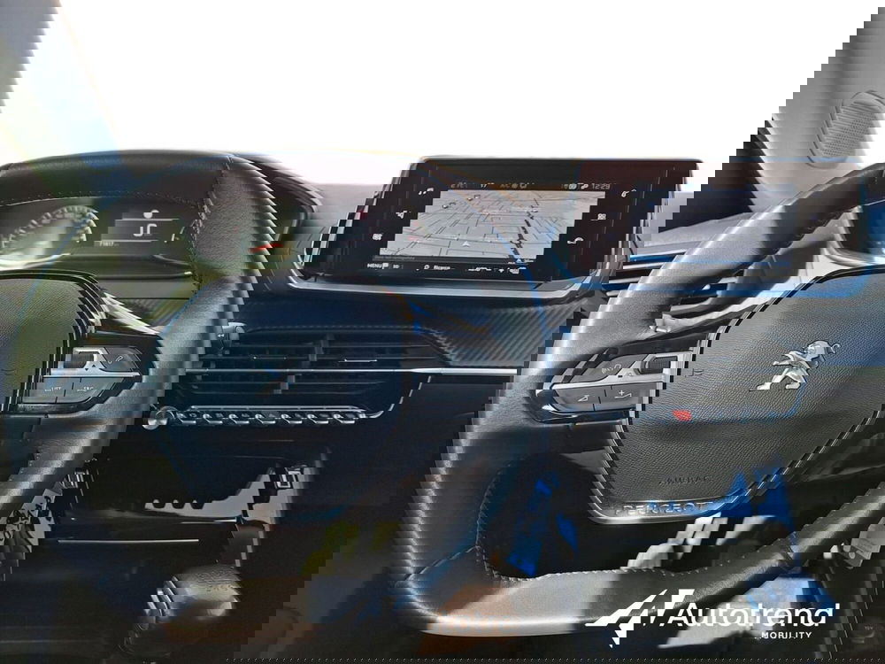 Peugeot 2008 usata a Bari (11)