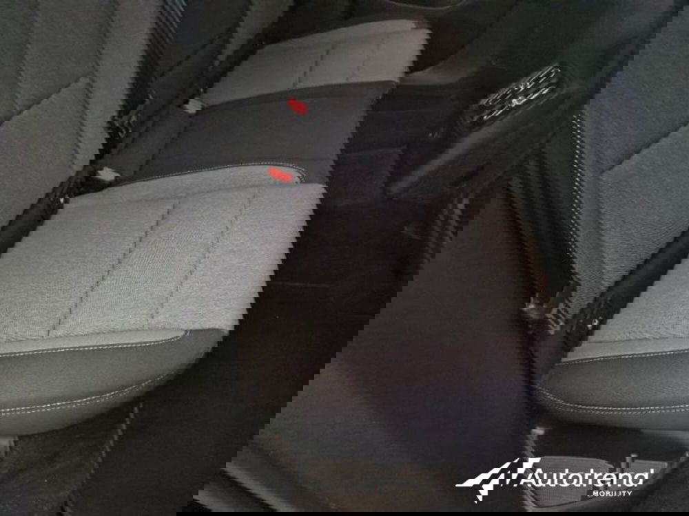 Volvo XC40 usata a Bari (14)