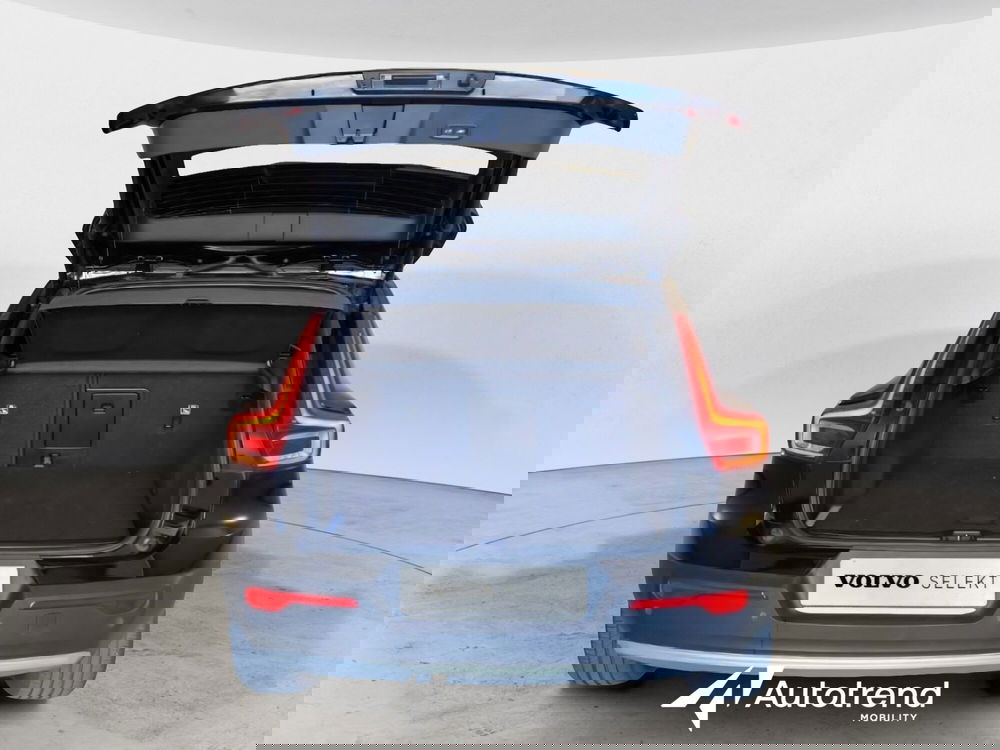 Volvo XC40 usata a Bari (15)