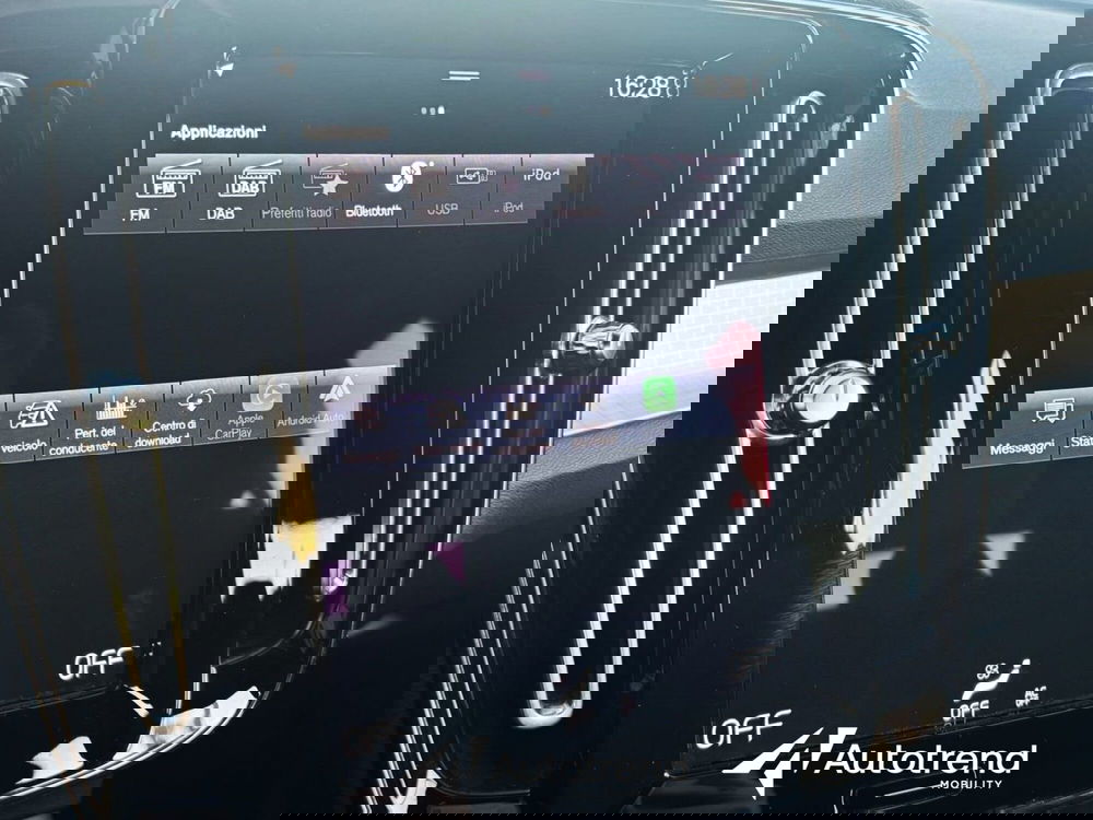 Volvo XC40 usata a Bari (12)