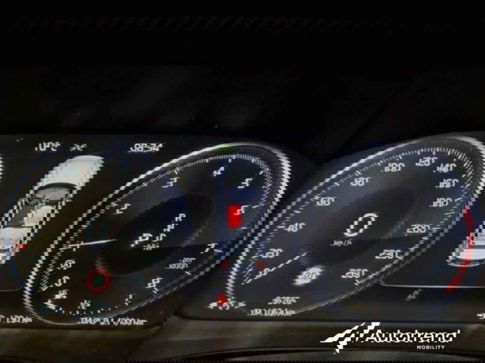 Volvo XC40 usata a Bari (6)