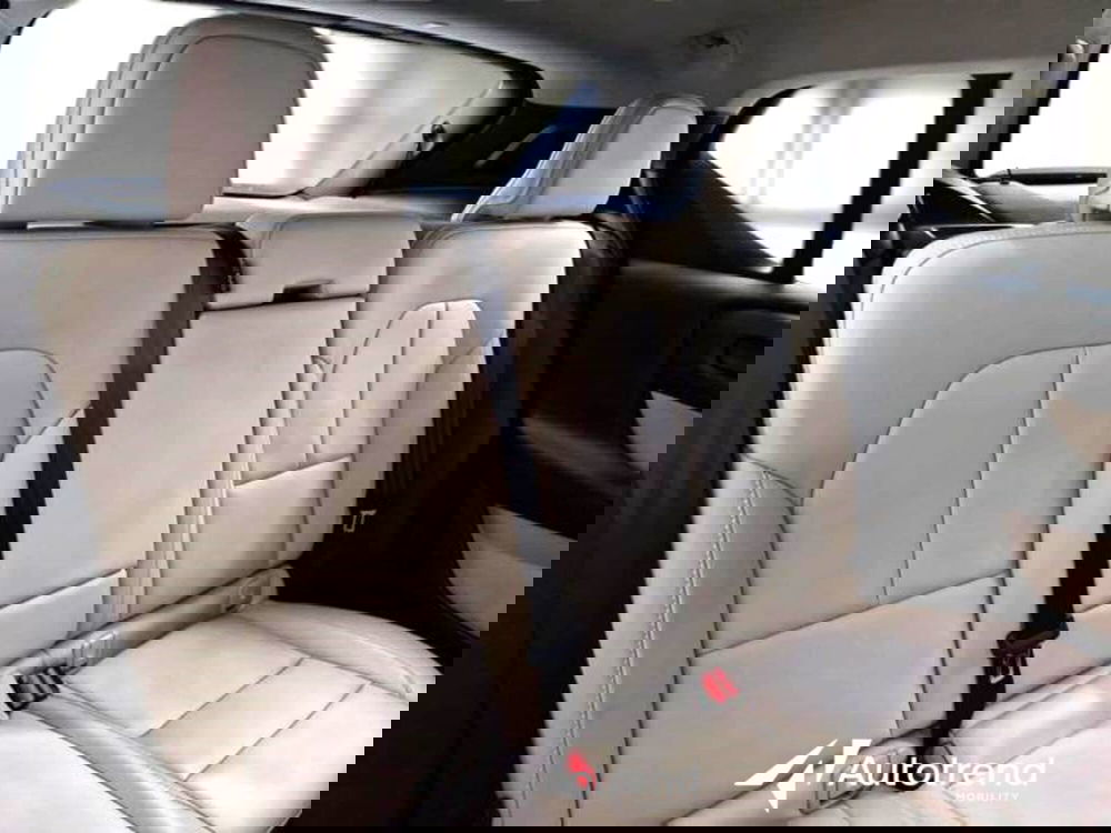 Volvo XC40 usata a Bari (7)