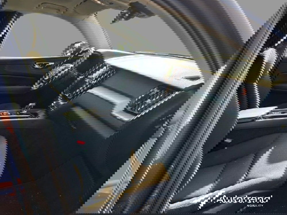 Volvo XC60 usata a Bari (3)