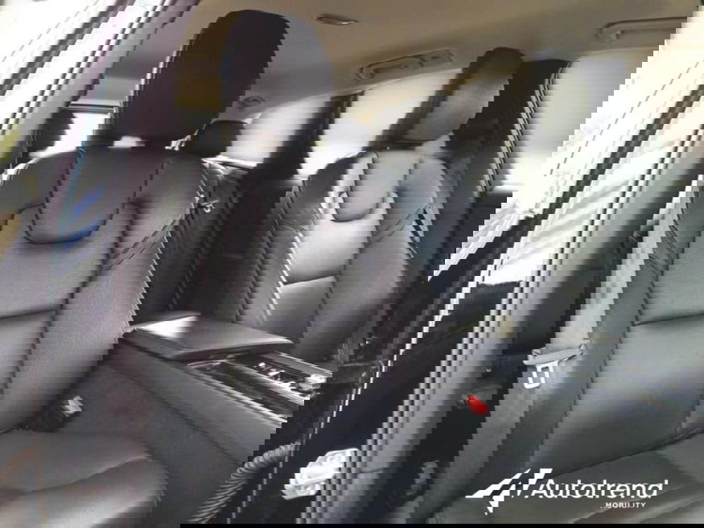 Volvo XC60 usata a Bari (6)
