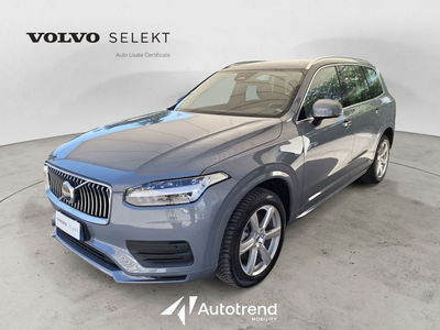 Volvo XC90 B5 (d) AWD automatico 7 posti Core del 2023 usata a Bari