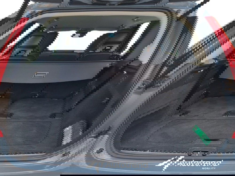 Volvo XC90 usata a Bari (15)