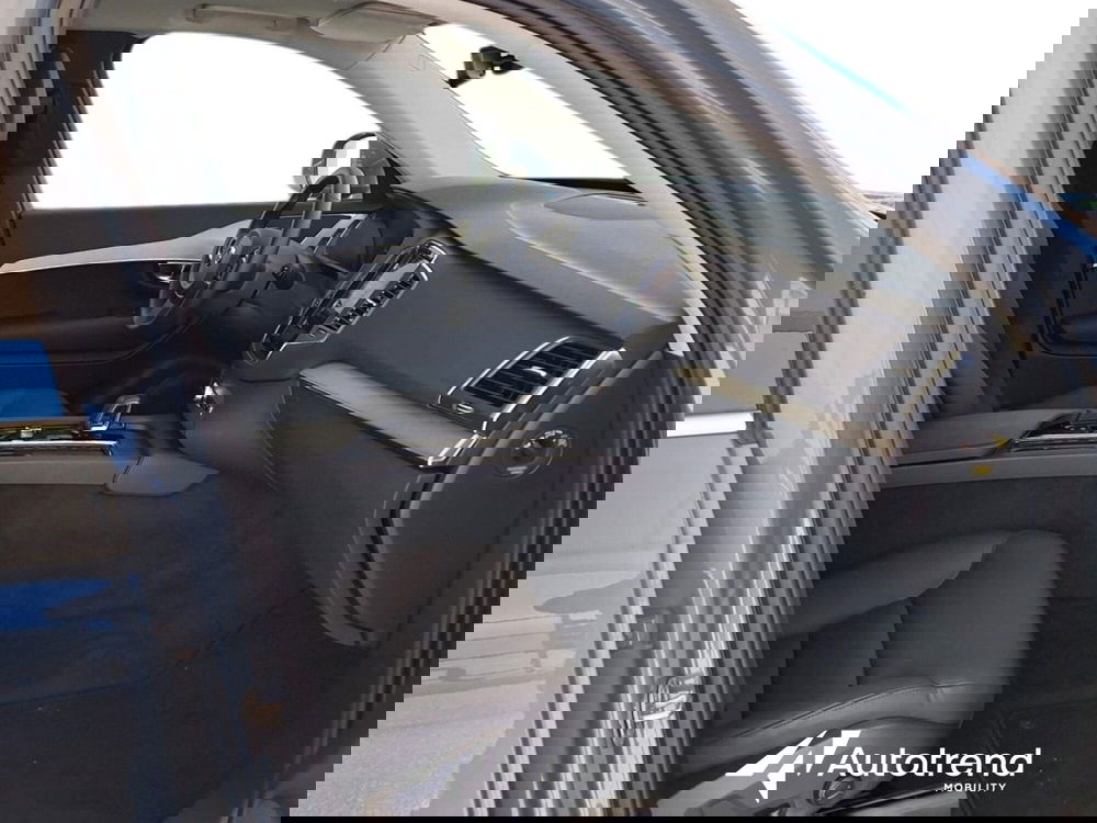 Volvo XC90 usata a Bari (7)