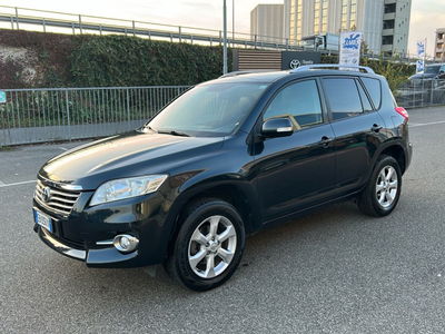 Toyota Rav4 2.2 D-4D 150 CV DPF Exclusive del 2010 usata a Piacenza