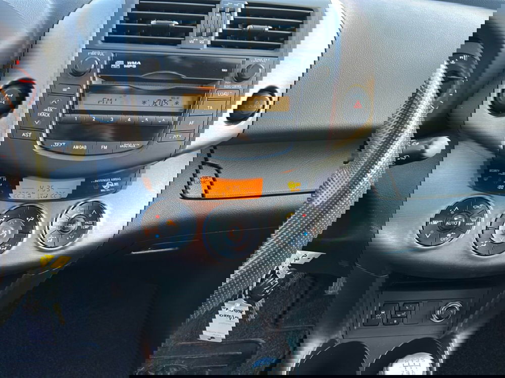 Toyota Rav4 usata a Piacenza (18)