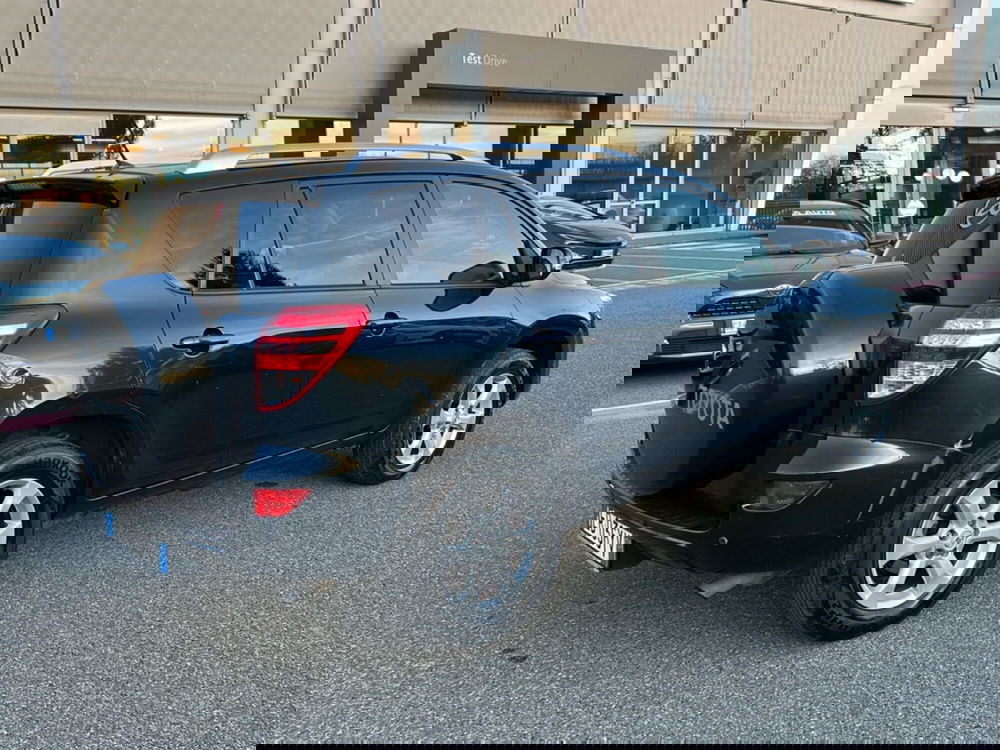 Toyota Rav4 usata a Piacenza (6)