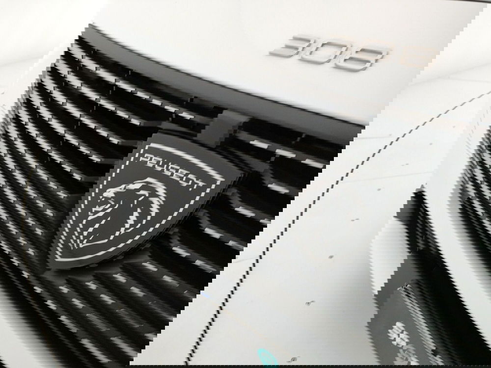 Peugeot 308 nuova a Caserta (9)