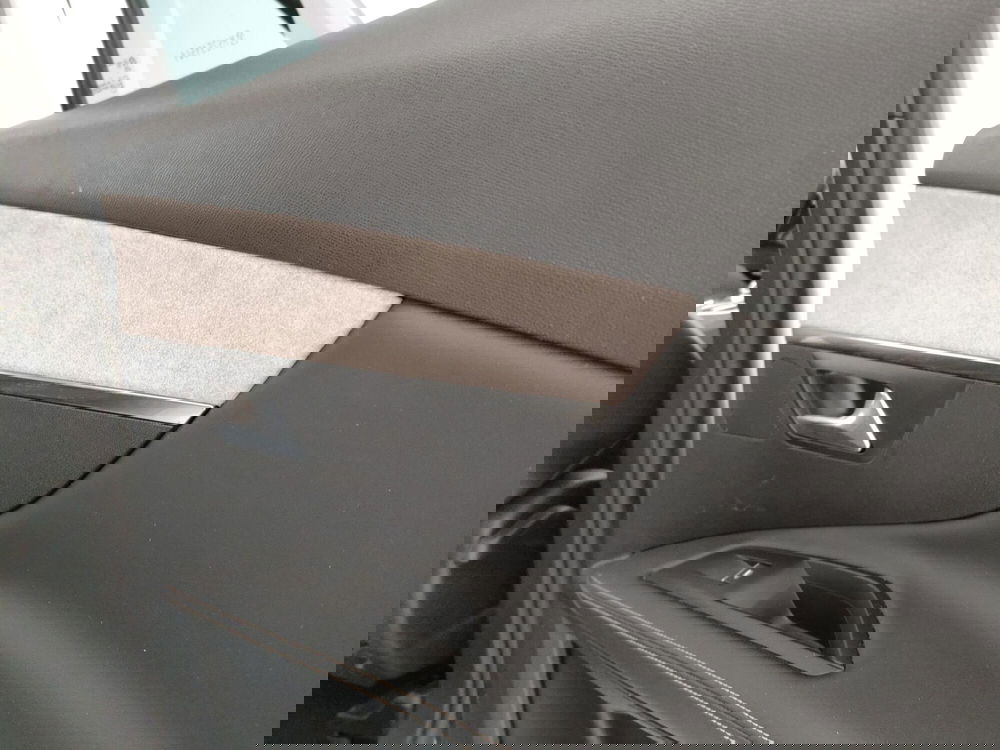 Peugeot 3008 usata a Caserta (14)