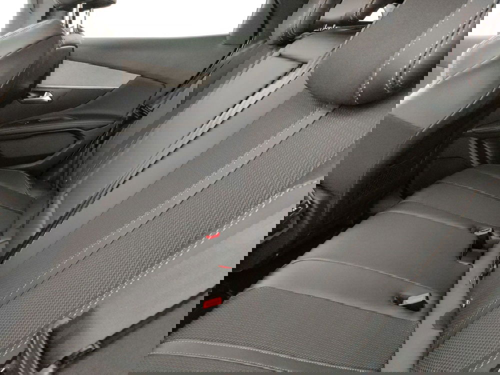 Peugeot 3008 usata a Caserta (19)