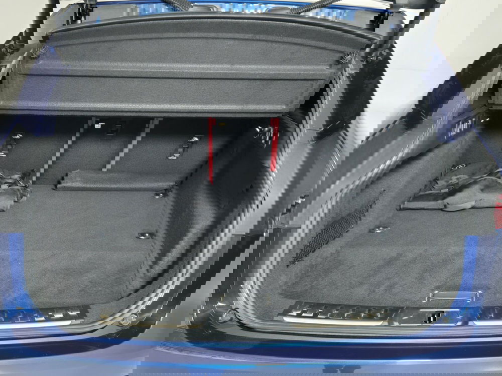 Jaguar F-Pace usata a Torino (13)