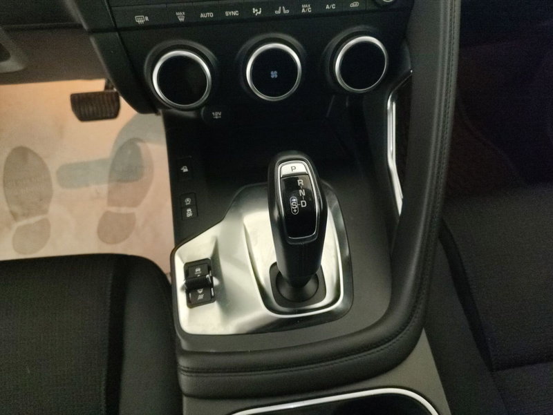 Jaguar E-Pace usata a Alessandria (9)